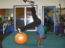 1 leg stability ball piques