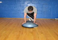bosu ball knee ins for obliques